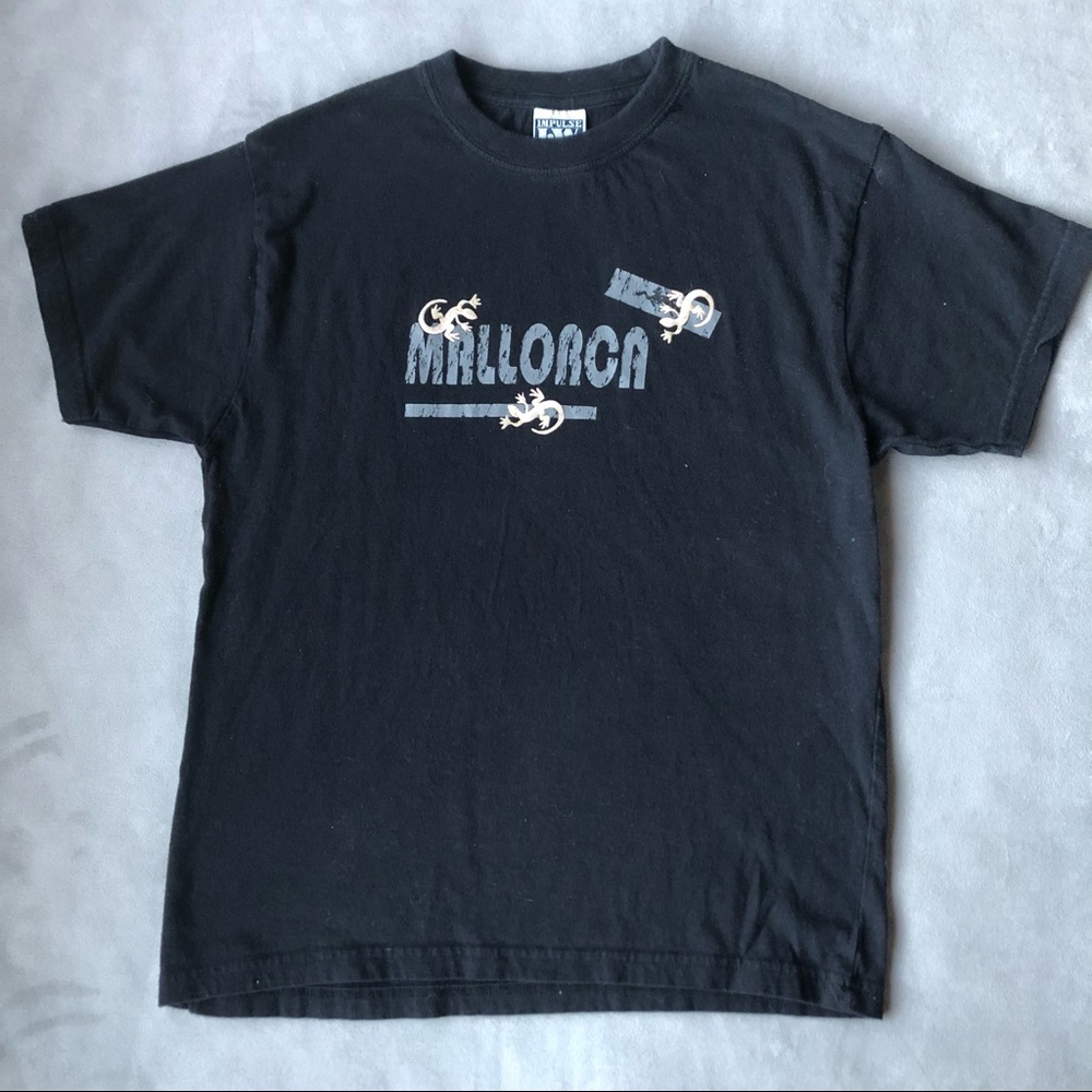 Mallorca Graphic ~ Youth Tee Size 9-11
